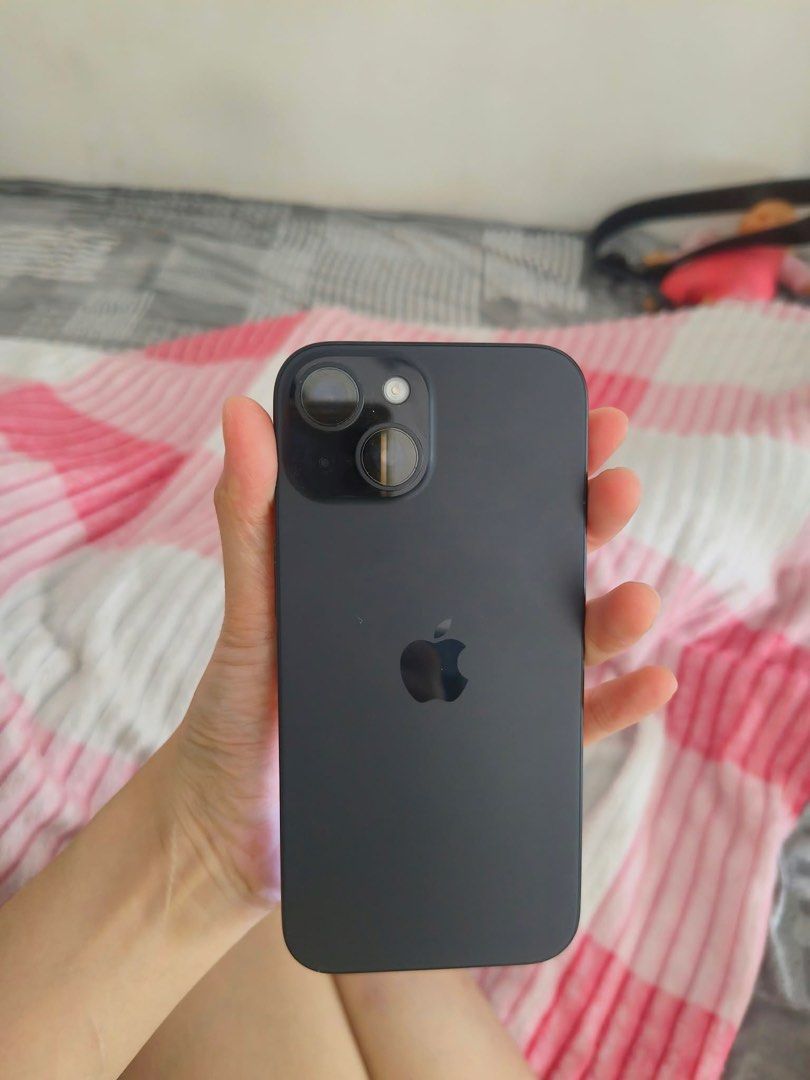 Iphone 15 256 gb 100 bh (Category: iPhone 15 Series) located in Manila. Submitted by happydolphin.253609 (Listing ID 1466195386, Image 3). Description: Good as new.