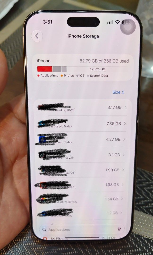 iPhone 16 Pro Max 256g (Category: iPhone 16 Series) located in Arayat. Submitted by kervyvenas62847 (Listing ID 1466226199, Image 2). Description: iPhone 16 Pro Max, 256g with box, case, charger 17 months old.