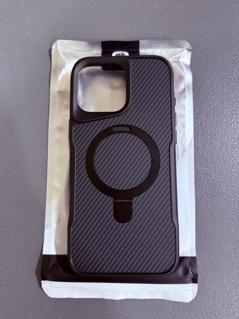 Iphone 16 Pro Max Cases (Category: Cases & Sleeves) located in Manila. Submitted by dimbulb_23 (Listing ID 1466295674, Image 3). Description: For sale Iphone 16 pro max Cases Magsafe Alloy Invisible Stand (Black) 500 Magsafe Carbon Fiber (Orange and Blue) 500 Spigen Thin Fit 600 If interested, send me a message.