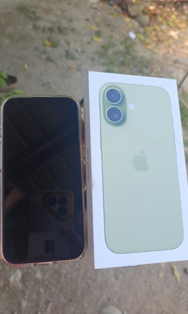 Iphone 17 256gb Sage Green (Category: iPhone 17 Series) located in Manila. Submitted by chashash (Listing ID 1466241067, Image 1). Description: Under warranty until July 2027 11 Cycle Counts Rfs: need funds 100% batteryhealth with box, case, and cord.