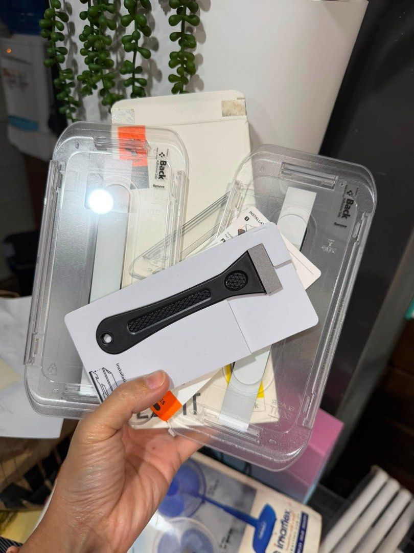 IPHONE 17 PRO MAX/IPHONE 16 PRO MAX SCREEN PROTECTOR (Category: Cases & Sleeves) located in Sablan. Submitted by gongonshelley12 (Listing ID 1466224554, Image 2). Description: 250 ONLY IPHONE 17 PRO MAX/IPHONE 16 PRO MAX SCREEN PROTECTOR MAGANDA ETO KC HINDI MAHIRAP IKABIT 2 PACKS NA PO IN A BOX.