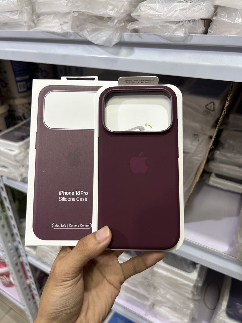 IPHONE 18 PRO SILICONE CASE (Category: Cases & Sleeves) located in Manila. Submitted by rjayshop_star (Listing ID 1466194962, Image 3). Description: Available Onhand Cod and Non Cod Deliver Via Lalamove.