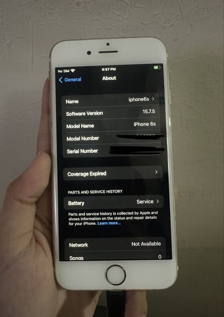 iPhone 6s 64GB Rose Gold (All Original / Smooth Screen) (Category: iPhone 6 Series) located in Santa Rosa. Submitted by katheque.vivre (Listing ID 1466265490, Image 3). Description: HIGHLIGHTS & SPECS: • Pristine Display: 100% smooth original screen, crisp touch & display (no cracks / no LCD issue) • 100% Original Parts: Original Apple LCD & internal components • 64GB Storage: Large capacity, perfect for backup phone, music, photos/videos, or dig