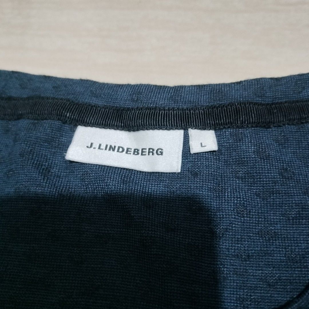 J. LINDEBERG SEV C PATTERN DRAPE JAQUARD (Category: Tshirts & Polo Shirts ) located in Sariaya. Submitted by social_animalz (Listing ID 1466305789, Image 3). Description: 21.5 x 28.5 lambot ng tela nito shipping fee is not included.