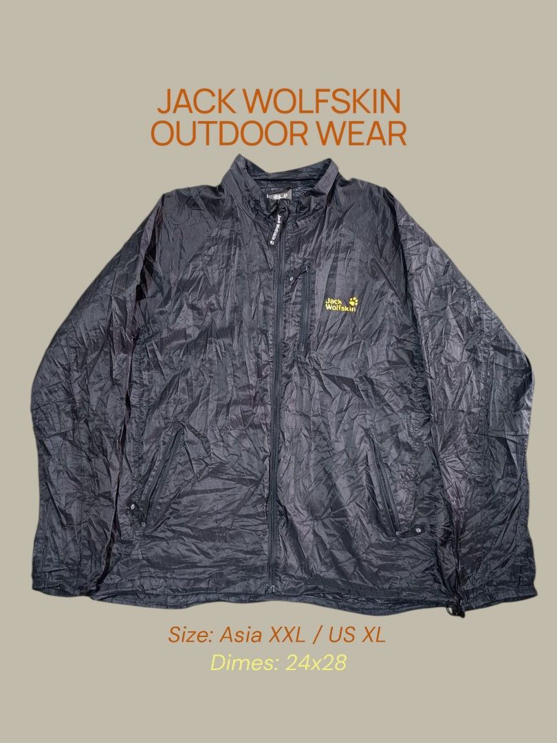 JACK WOLFSKIN Ultra Light Windbreaker (Category: Coats, Jackets and Outerwear) located in Midsayap. Submitted by macoy.picker (Listing ID 1466169249, Image 1). Description: JACK WOLFSKIN ULTRA LIGHT WINDBREAKER OUTDOOR WEAR Asia XX L / US XL Dimes: 24x28 350+SF.