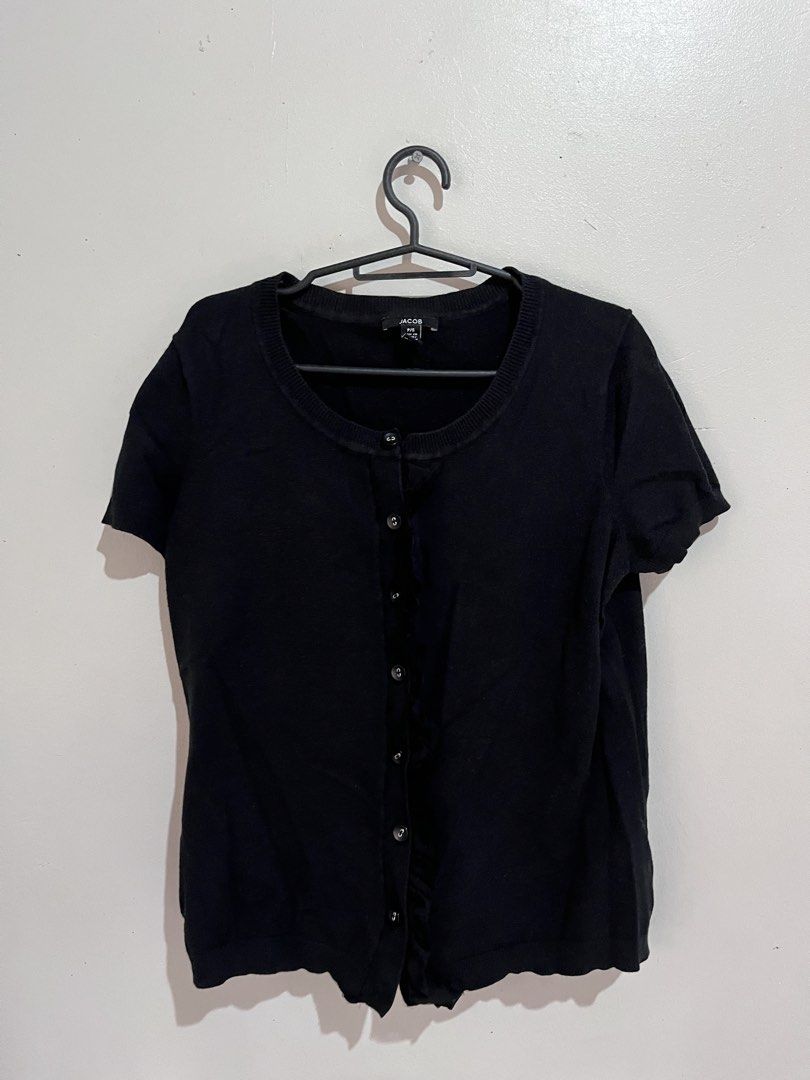 Jacobs Blouse Ruffles (Category: Blouses) located in Manila. Submitted by serra_shop (Listing ID 1466186802, Image 1). Description: 10/10 Size: Small to Medium Location: Pampanga Courier: J&T.