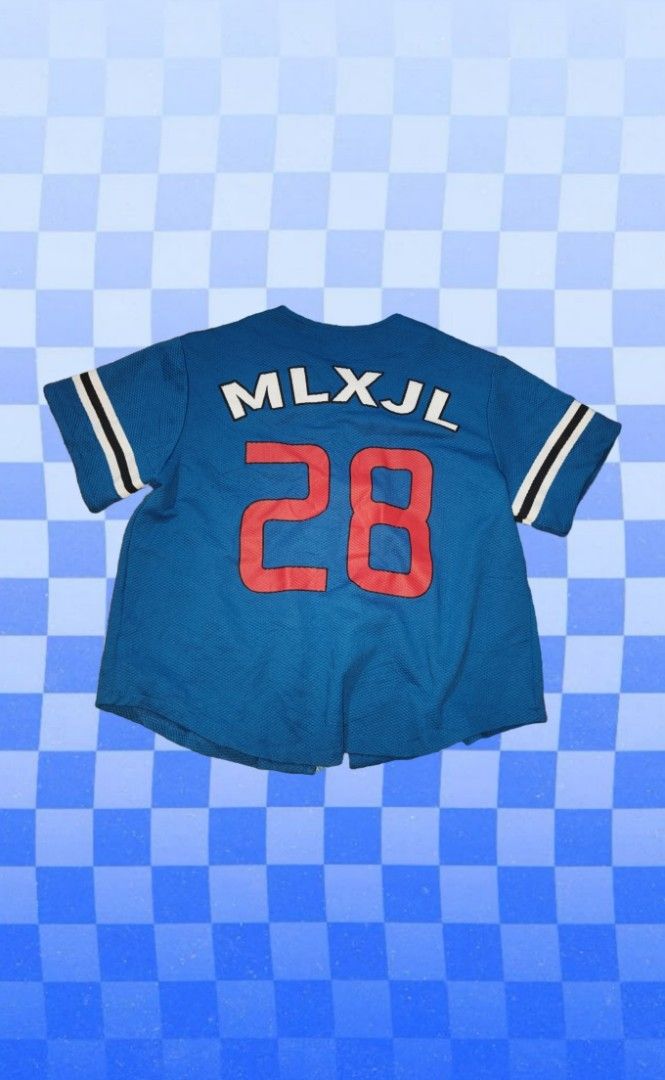 Japan Baseball Jersey #28 (Category: Tshirts & Polo Shirts ) located in Manila. Submitted by httprejan (Listing ID 1466215201, Image 3). Description: Japan Baseball Jersey #28 Measurements: Length: 21 inches Width: 19 inches Open to reasonable offers. Payment first. Shipping via J&T or Lalamove for nearby cities..