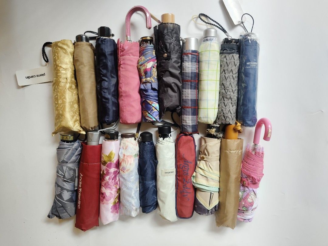 Japan Quality Umbrella (Category: Umbrellas) located in Davao. Submitted by 3ds_jpn (Listing ID 1466331127, Image 1). Description: starts @250 , iba iba po price Lalo na Yung may mga brand.