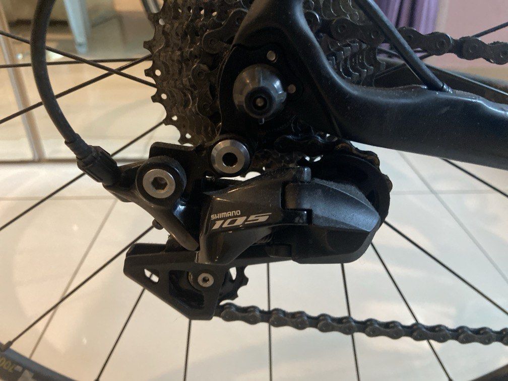 Java Pro Falco (Category: Bicycles) located in Kuala Lumpur. Submitted by sherlock_2206 (Listing ID 1466221020, Image 3). Description: Carbon Frame and Shimano 105 Reason to sell: Not cycling Price can be negotiated .