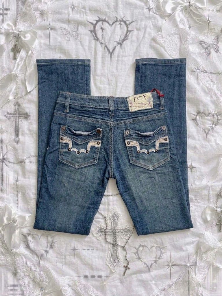 Jeans Denim Pants (Category: Jeans) located in Manila. Submitted by chichaven_0 (Listing ID 1466260717, Image 1). Description: † 𝕾𝖎𝖟𝖊 — 27 𝕷𝖔𝖜 𝖂𝖆𝖎𝖘𝖙 † 𝕷𝖊𝖓𝖌𝖙𝖍 — 38.5 💻 𝙲𝙾𝙳𝙴 — Pants ⛓️.