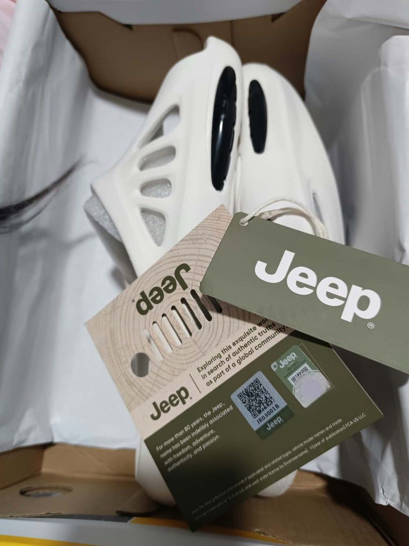 Jeep slides (Category: Slippers & Slides) located in Makati City. Submitted by saileyoo (Listing ID 1466299377, Image 1). Description: .