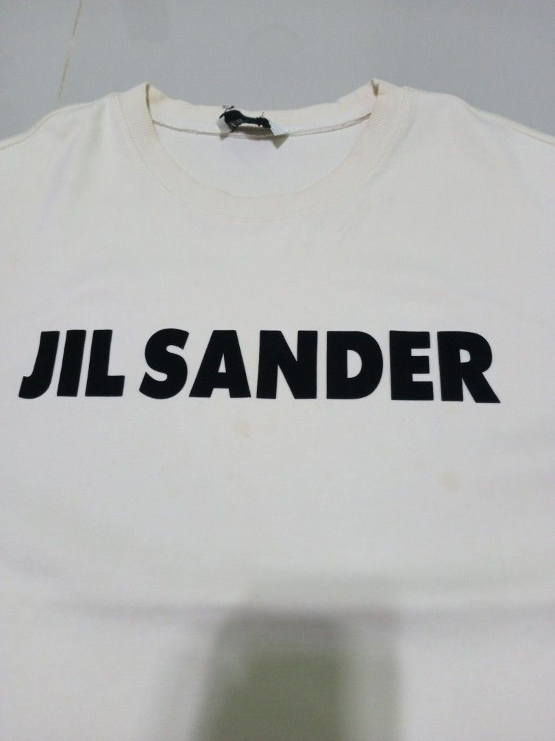 Jil sander (Category: Activewear) located in Manila. Submitted by _t20hrift (Listing ID 1466332289, Image 3). Description: Jil sander Size •Large 24 | 28 Dimension.