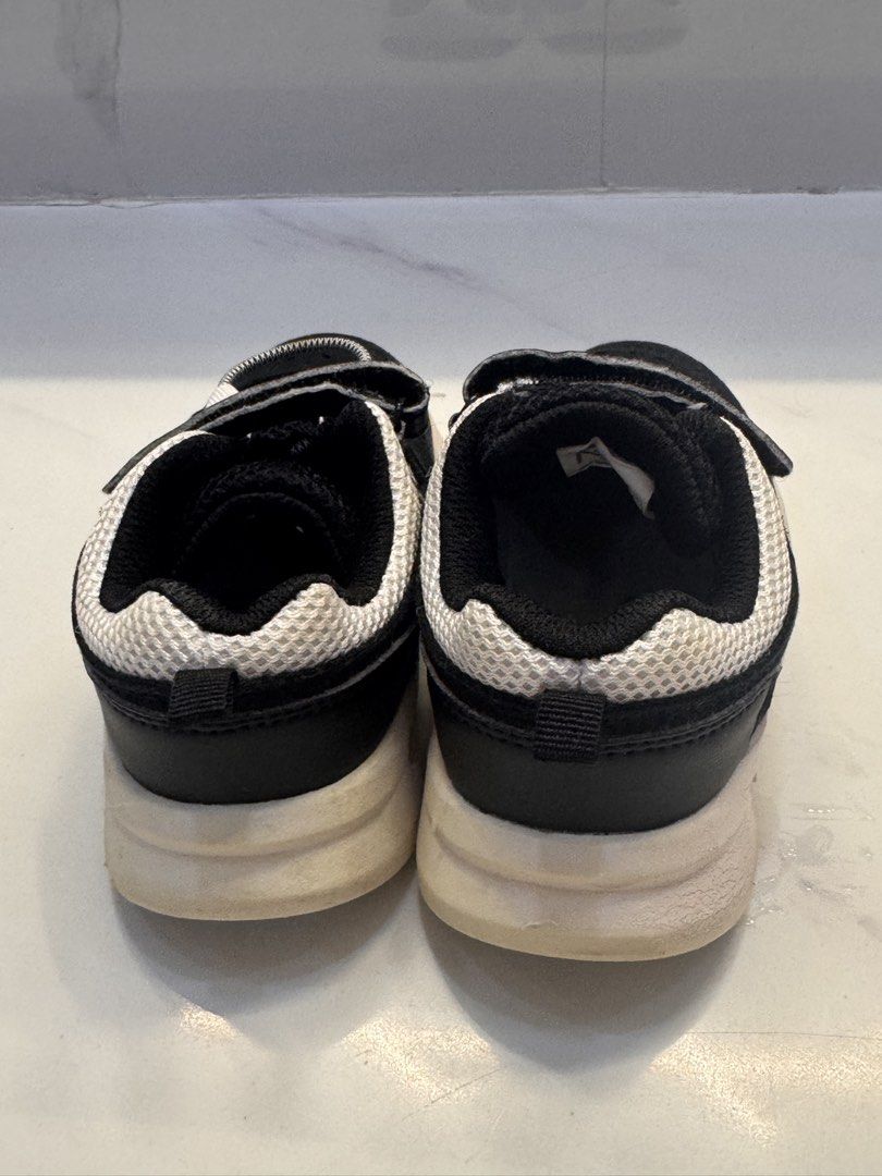 Joe Fresh Toddles Sneaker 5.75inch- Declutter (Category: Babies & Kids Fashion) located in Mexico. Submitted by hayascentph (Listing ID 1466214241, Image 3). Description: *Declutter *Mode of payment Gcash/Maya Wallet *Delivery Fee to be shouldered by buyer *We ship Nationwide *Courier JNT or LBC cash on delivery, Cash on pick up in nearest LBC branch Need a new scent? Follow my Facebook page for perfume finds! Facebook Page: Haya Scent Carousell: