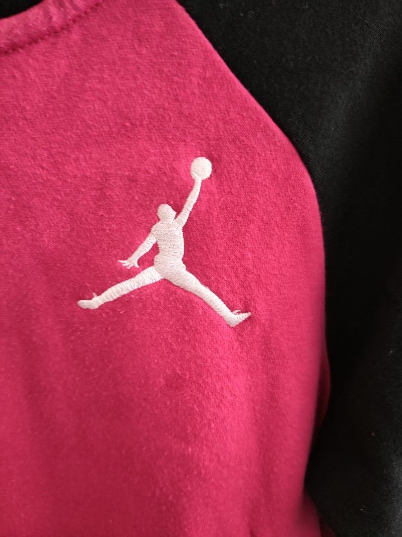 Jordan Bomber jacket (Category: Coats, Jackets and Outerwear) located in Cabadbaran. Submitted by jem1124 (Listing ID 1466194326, Image 2). Description: 20x23 excellent condition No issue.