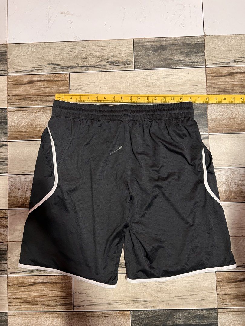 Jordan jersey short (Category: Activewear) located in Silay City. Submitted by jeffreyxsummer (Listing ID 1466250428, Image 3). Description: See photo for more details and issue.