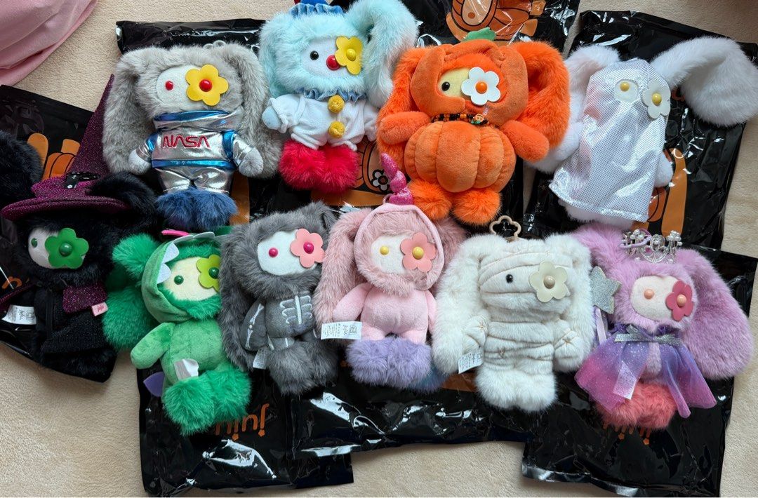 Juju Halloween （分類：設計師玩具及盲盒）位於 Hong Kong。 由 201515 提交（商品編號 1466164714，圖片 1）。簡介： 10款都有 每隻唔同價錢 。