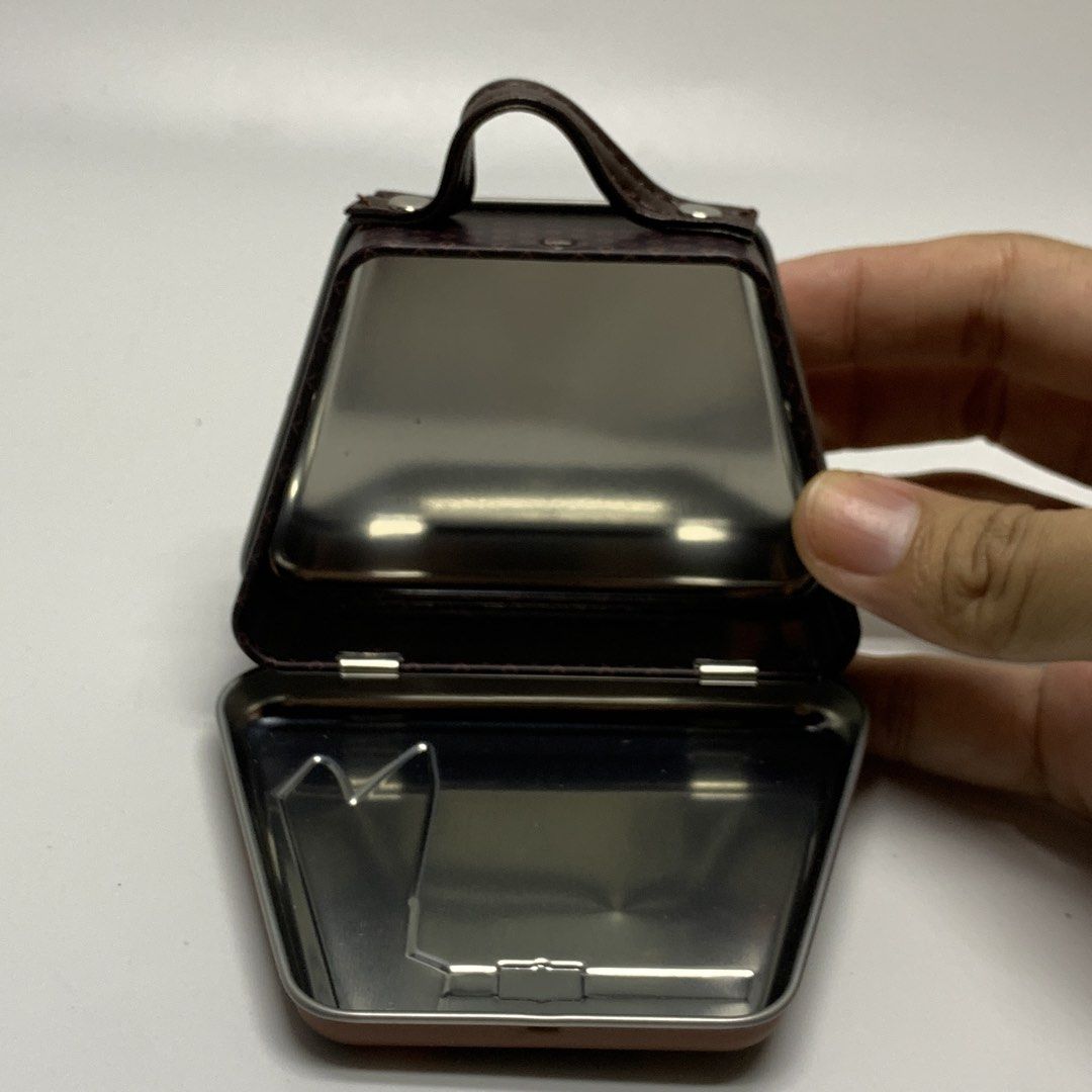 Kaldi Coffee Farm Miniature Handbag Tin Can (Category: Character Goods) located in General Trias. Submitted by shxx_phine (Listing ID 1466172977, Image 3). Description: 📌LP posted, PLS refrain from haggling 📌 all items are japan surplus finds 📌 STRICTLY mine now, pay after invoice 📌 NO RUSH shipping (we ship every tues & fri, depending on our availability) 📌 NO cancellation, return and refunds mod | j&t, lalamove mop | gcash , maribank 📍cav