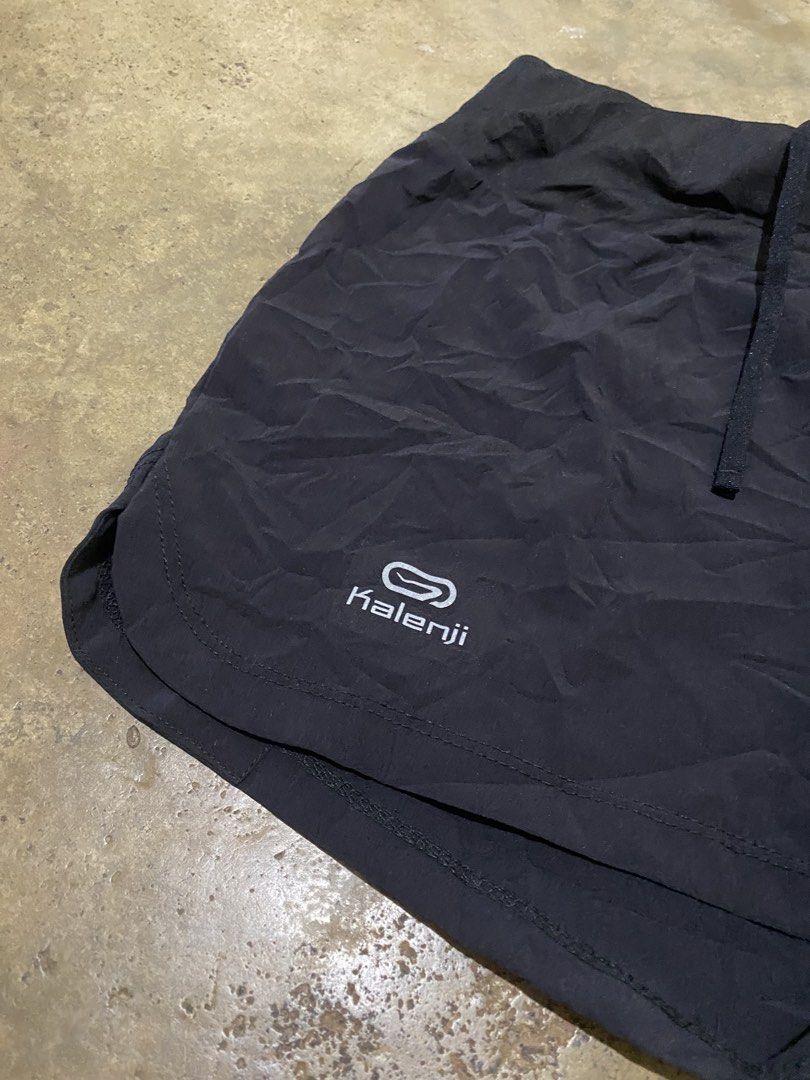 Kalenji running shorts (Category: Shorts) located in Tabaco. Submitted by centthrif55361 (Listing ID 1466212728, Image 3). Description: Kalenji running shorts Small W:26-28 L:11 New condition Color rate 10/10 No issue .