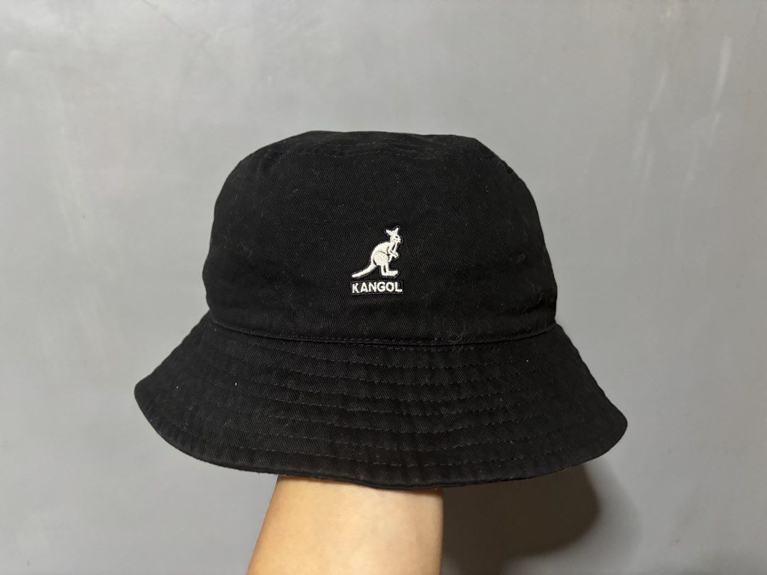 Kangol bucket hat (black) (Category: Caps & Hats) located in Cagayan de Oro. Submitted by kirkwax_4 (Listing ID 1466175430, Image 2). Description: Kangol bucket hat (black) Large/XL frame Xcellent condition No issue 680.
