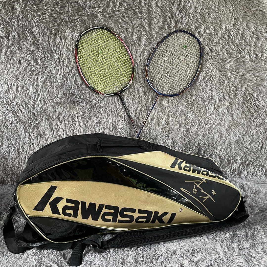 Kawasaki Badminton Bag (Category: Racket and Ball Sports) located in Valencia. Submitted by youngowl.1f71ec (Listing ID 1466177684, Image 3). Description: Good as new No issue Bulk bag 5 compartment with hungtag.