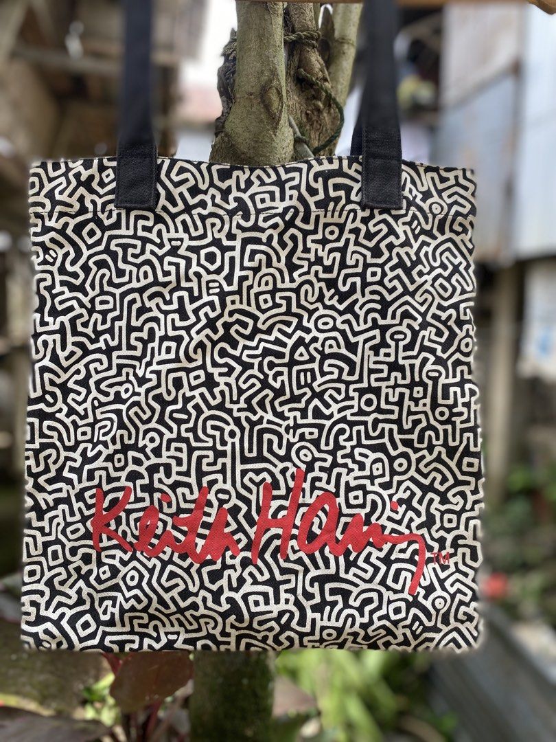 Keith Haring tote bag (Category: Tote Bags) located in Cagwait. Submitted by roundsociety_ph (Listing ID 1466184218, Image 2). Description: .