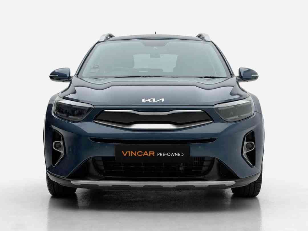 Kia Stonic Mild Hybrid 1.0A Sunroof (Category: Used Cars) located in Singapore. Submitted by vincar_pre-owned (Listing ID 1466296796, Image 1). Description: 1 owner low mileage unit! Facelifted mild Hybrid variant with LED headlamps. Low road tax and fuel consumption yet smooth and responsive to drive. Easy maintainence, perfect for a daily driver! Contact us today to arrange a viewing for this unit at the v1ncar pre-owned showroom now! Accessori