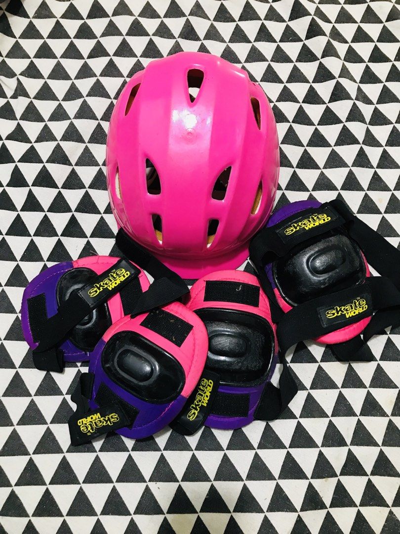 KIDS HELMET AND ETC (Category: Safety Gates, Locks & Protectors) located in Gamu. Submitted by 2022bagsbunny (Listing ID 1466205985, Image 1). Description: .