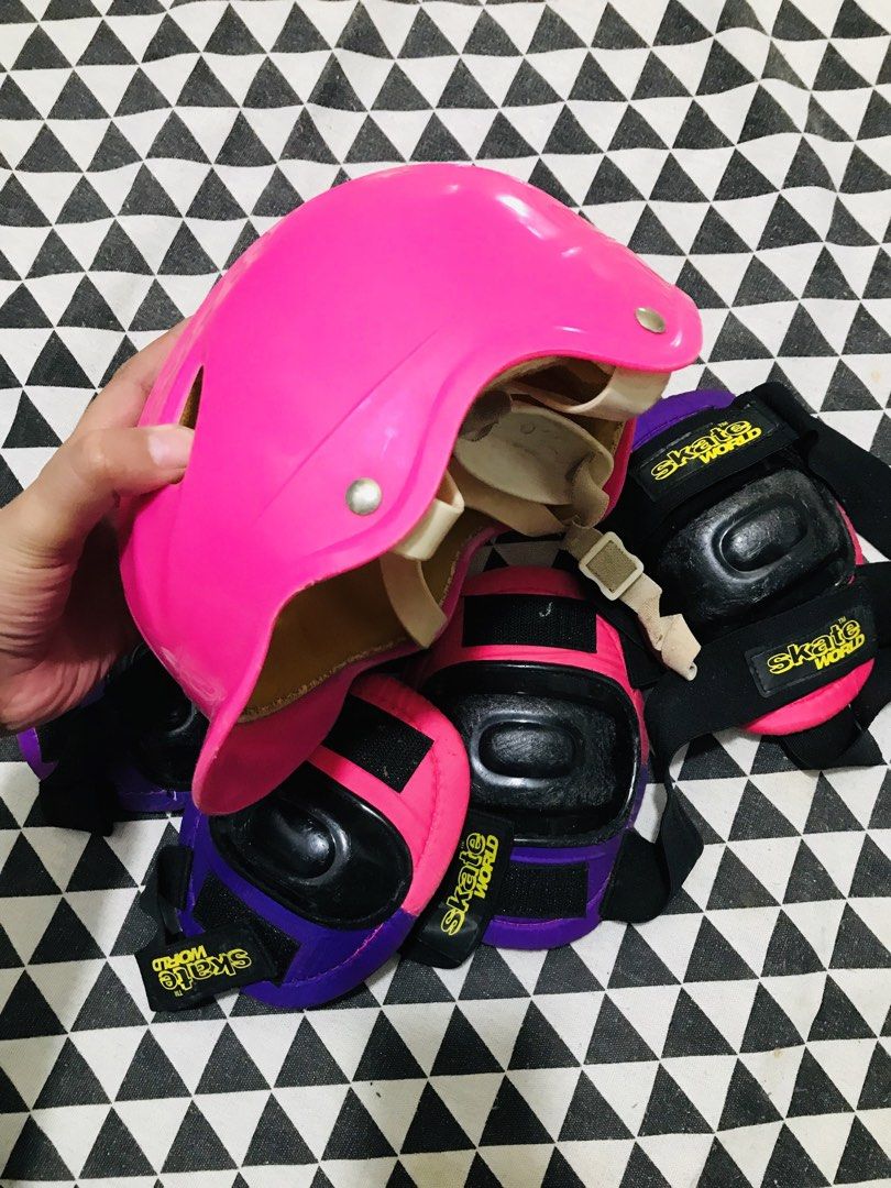 KIDS HELMET AND ETC (Category: Safety Gates, Locks & Protectors) located in Gamu. Submitted by 2022bagsbunny (Listing ID 1466205985, Image 2). Description: .
