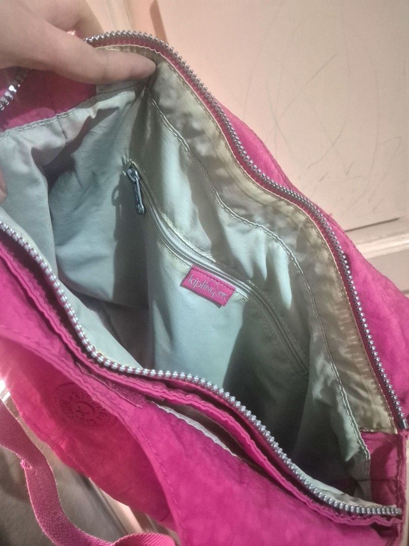 Kipling Cicely Shoulder Bag (Category: Tote Bags) located in Manila. Submitted by mommynurse (Listing ID 1466245190, Image 3). Description: - pink color large tote bag.