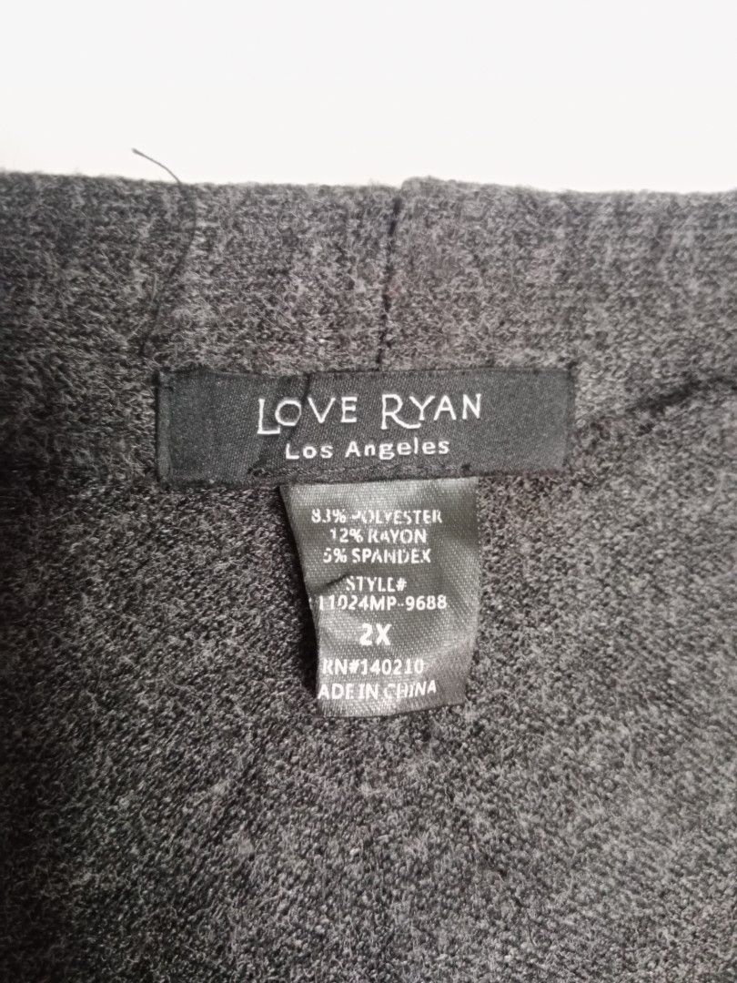 knitted cardigans (Category: Coats, Jackets and Outerwear) located in Manila. Submitted by mamapards17 (Listing ID 1466248313, Image 2). Description: .