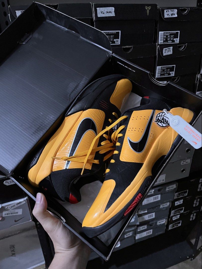 Kobe 5 Bruce Lee (Category: Sneakers) located in Bago City. Submitted by leonaldsole (Listing ID 1466289350, Image 1). Description: Size: 12 US USED ONCE INDOOR COURT Max Batch.