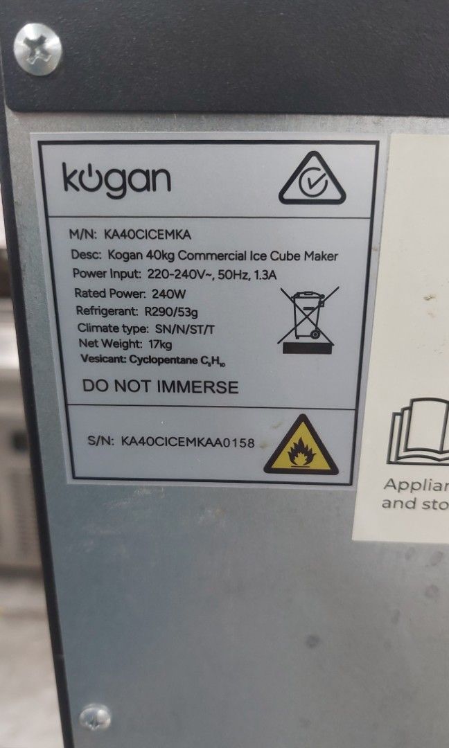 Kogan 38/40kg Ice Cube Maker (Category: Ice-cream Makers) located in Valenzuela. Submitted by katharos14 (Listing ID 1466191484, Image 2). Description: Kogan 40kg Cube Ice Maker Model: KA40CICEMKA Meetups Mabalacat Trinoma.