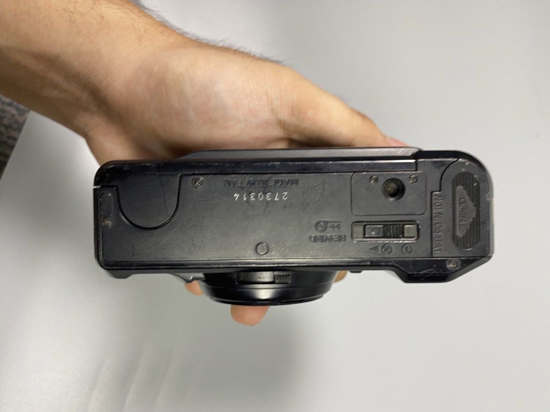 Konica MT-7 Auto Date Film Camera (Category: Cameras) located in Manila. Submitted by fcb.ly (Listing ID 1466253850, Image 3). Description: Working Flash Tested with batteries Can transact via fb Can send video proofs.