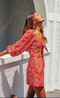 (Category: ) located in . Submitted by closet_cleanse16 (Listing ID 1466280184, Image 1). Description: .