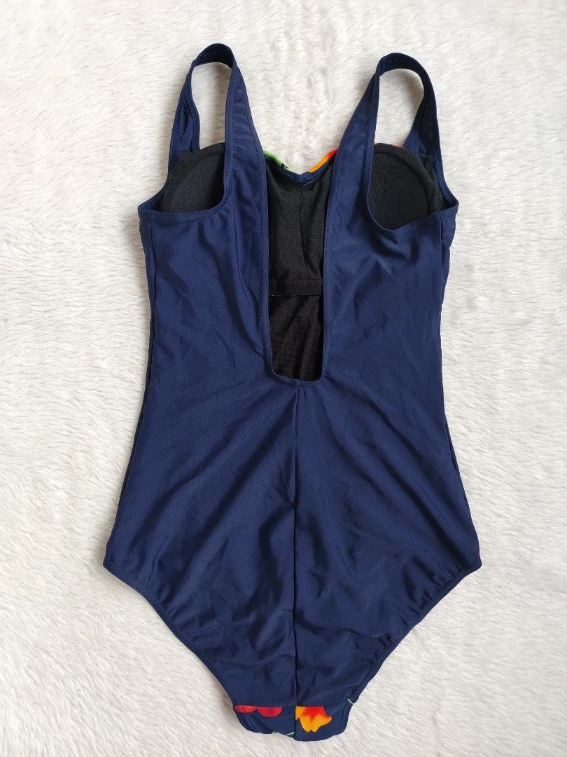 (L) TARGET (Category: Bikinis & Swimsuits) located in Paranaque City. Submitted by closetbykimkirsten (Listing ID 1466231383, Image 2). Description: 🎀Like New🎀 ✨Brand: TARGET ⚡Built in pad -Tummy Control 🪷Size: Large 💸Price: P250 (Non Negotiable) ♦️All Items are PRELOVED in good condition. ♦️Please do manage your expectations. ♦️WASH before USE ♦️BUY at your own RISK 🔥NO RETURN NO EXCHANGE POLICY🔥 ⛔BOGUS BUYER/JOY RESERVER will be posted in