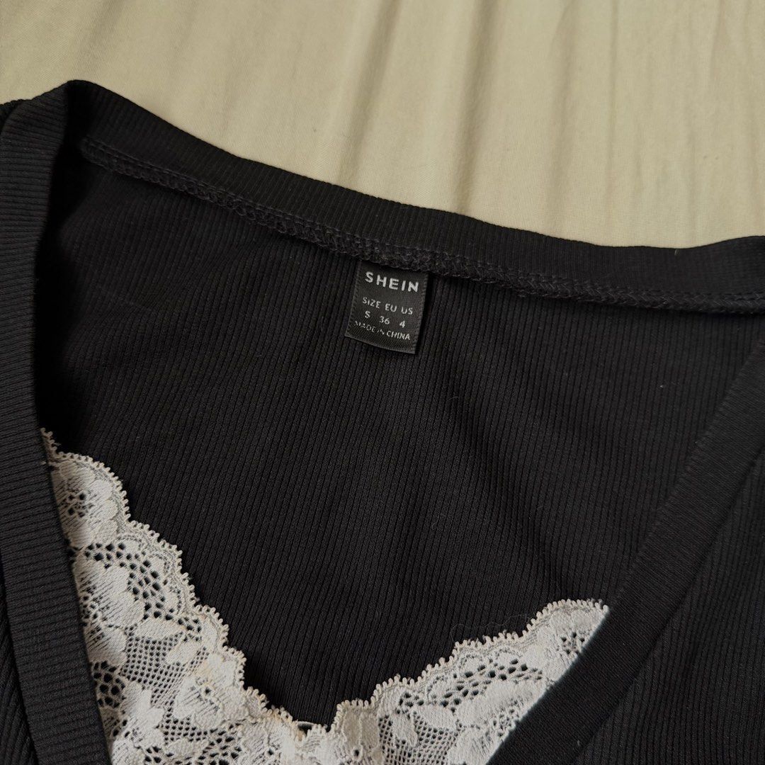 Lace Button Front Ribbed Tee (Category: Longsleeves) located in Cebu City. Submitted by archivefinds (Listing ID 1466201185, Image 3). Description: .