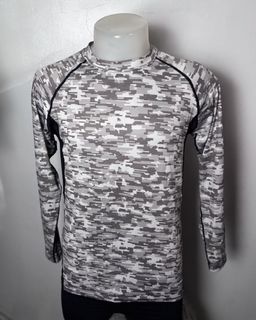(Category: ) located in . Submitted by highyahigh_thriftshop (Listing ID 1466245923, Image 1). Description: .