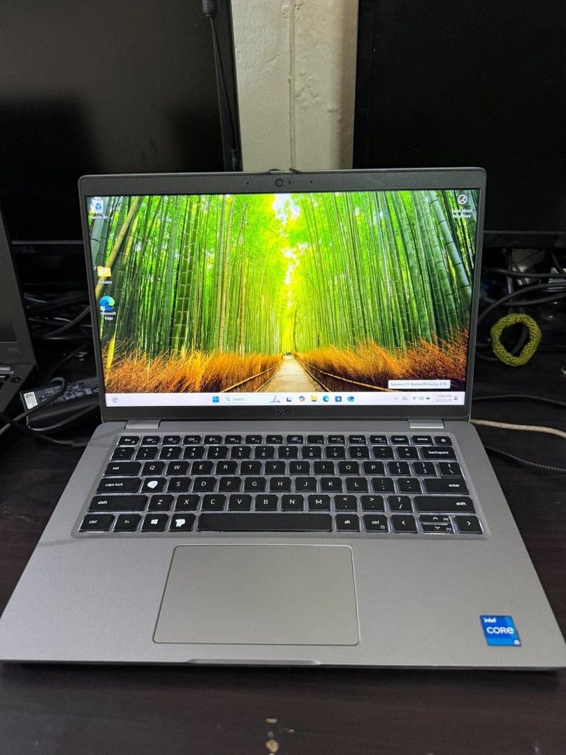 Latitude 5420 (Category: Laptops & Notebooks) located in Manila. Submitted by happyearth.953a15 (Listing ID 1466161453, Image 1). Description: Latitude 5420 I5 11th gen Intel iris XE graphics 8gb ram 256gb nvme Windows 11 pro OS Unit with charger Good tested ✅ 💸💸 14,000 Location: San Andres bukid manila Pick up or meet up.