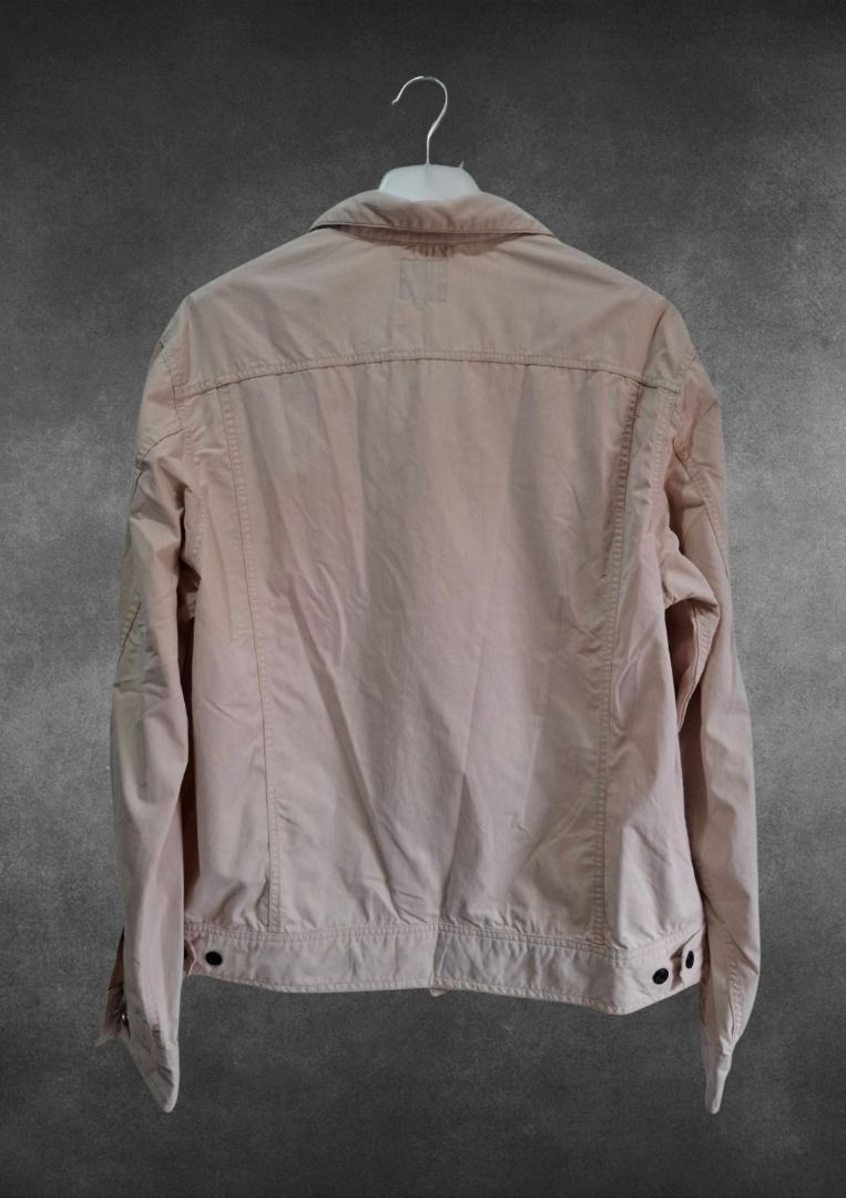 Lee Beige Cotton Button-Up Jacket Size XL (Category: Coats, Jackets and Outerwear) located in Bulacan. Submitted by kei.collections (Listing ID 1466307898, Image 2). Description: - Brand: Lee - Color: Light Beige - Color Rate: 10/10 - Size: XL - Material: Durable cotton with contrast stitching - Features: Classic button-up, chest pockets, collar, and adjustable waist tabs - Style: Versatile casual outerwear - Condition: 10/10 - Issue: None - Mode