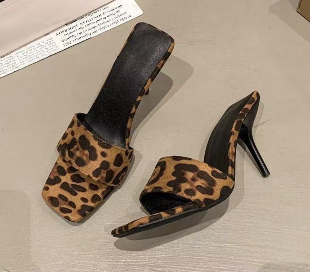 Leopard Halloween Costume Set FOR RENT (Category: Sets or Coordinates) located in Manila. Submitted by shaeshops (Listing ID 1464493901, Image 3). Description: Rent this costume set for only ₱650 / 24 hours! 👻 Rental fee:₱650 Security deposit:₱500 — refundable upon return if the set is complete and undamaged +₱150 for heels (optional) 📌 RESERVATION A ₱200 reservation fee is required to secure your slot. This amount will be deducted from the ₱65