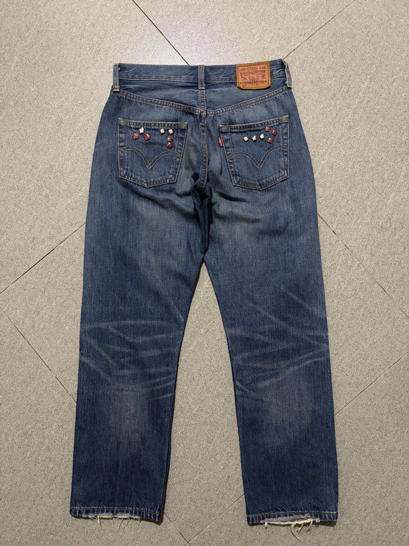 Levis 501 Studded Distressed Jeans (Category: Jeans) located in Talisay. Submitted by re_sell01 (Listing ID 1466265480, Image 2). Description: Levis 501 Studded Denim Pants Size W24 Waistline 28” Length 35” Leg Opening 7” Excellent Condition.
