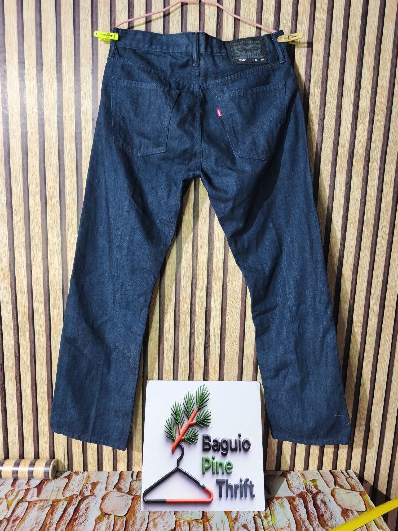 LEVI's 514 dark blue (Category: Jeans) located in Baguio. Submitted by baguiopinethrift (Listing ID 1466158586, Image 2). Description: LEVI'S 514 pants Excellent tp Like new condi. Size: 32 Lenght: 41inches Price: 1450 Loc: Baguio Open for Shipping Pm For other details 🙂.