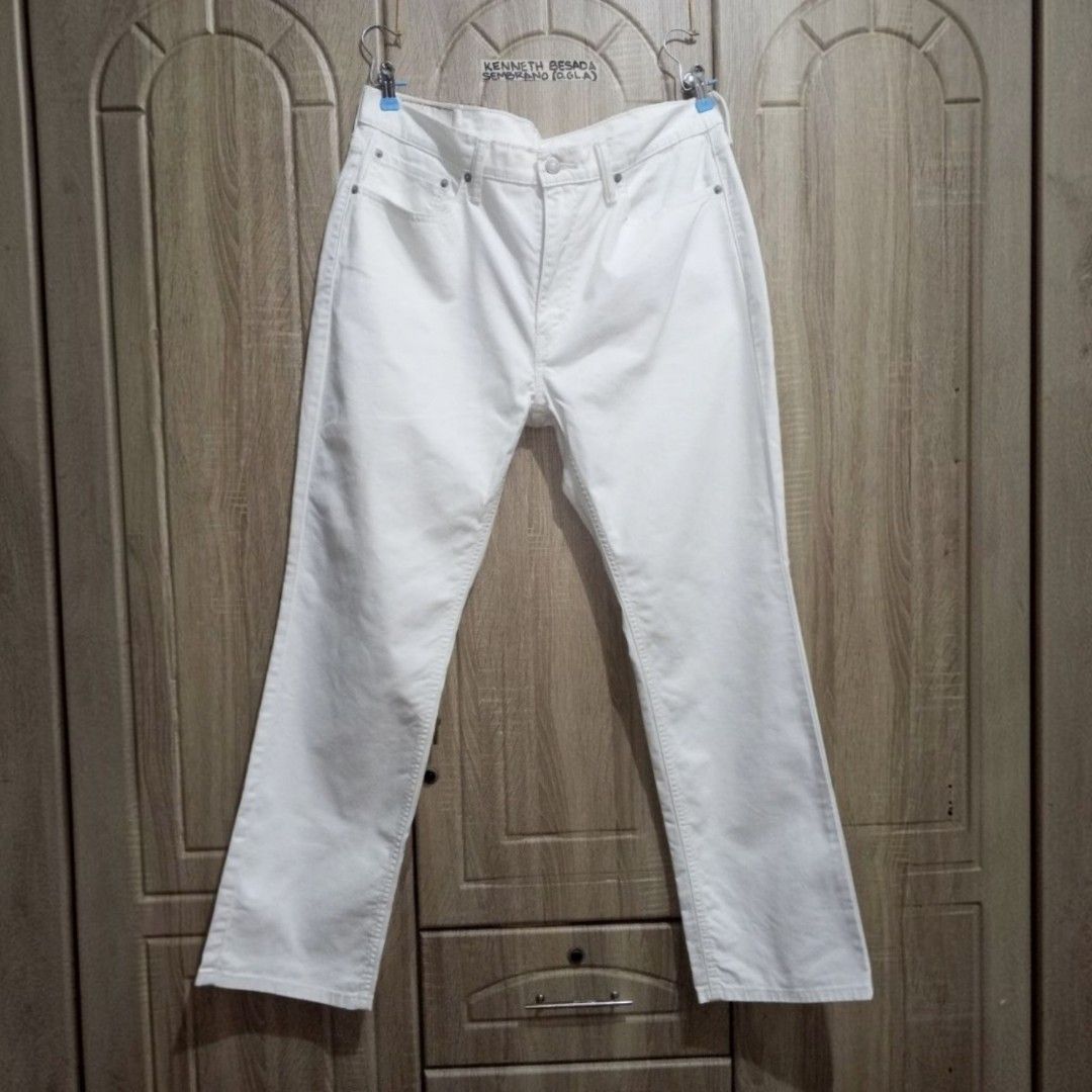 Levi's® 541™ Athletic taper fit Jeans (Category: Jeans) located in Cabuyao City. Submitted by o.gl.athrift (Listing ID 1466326474, Image 2). Description: Levi's® 541™ Athletic taper fit Jeans *Manufactured in Cambodia *98% Cotton 2% Elastine 38-39 Waistline 42 Inches length 14 Inches Thigh 8.5 Inches leg opening Condition: Excellent to like New Issue/s: None ❌ Mine: 1399+ sf Color may vary due to lightning Location : Cabuyao Laguna Unli vouch and