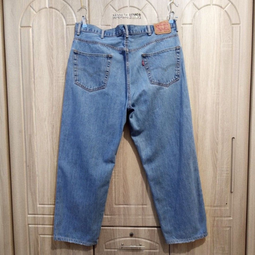 Levi's® 550™ Relaxed fit Jeans (Category: Jeans) located in Cabuyao City. Submitted by o.gl.athrift (Listing ID 1466324072, Image 1). Description: Levi's® 550™ Relaxed fit Jeans *Manufactured in Bangladesh * W42,L32 on patch *100% cotton 41-42 Waistline 42.5 Inches length 15 Inches Thigh 9.5 Inches leg opening Condition: Excellent Issue/s: Pen mark at the side and minimal heel drags at the back of hem Mine: 899+sf Color may vary due to lightning 