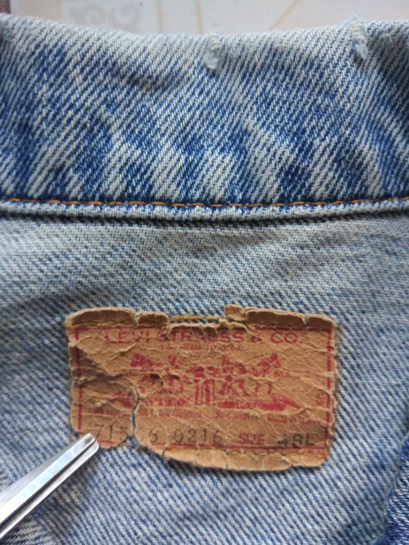 Levis USA Denim Jacket 48L (Category: Coats, Jackets and Outerwear) located in Pasay City. Submitted by denimdude.ph (Listing ID 1466218266, Image 3). Description: made in USA distressing, last pics.