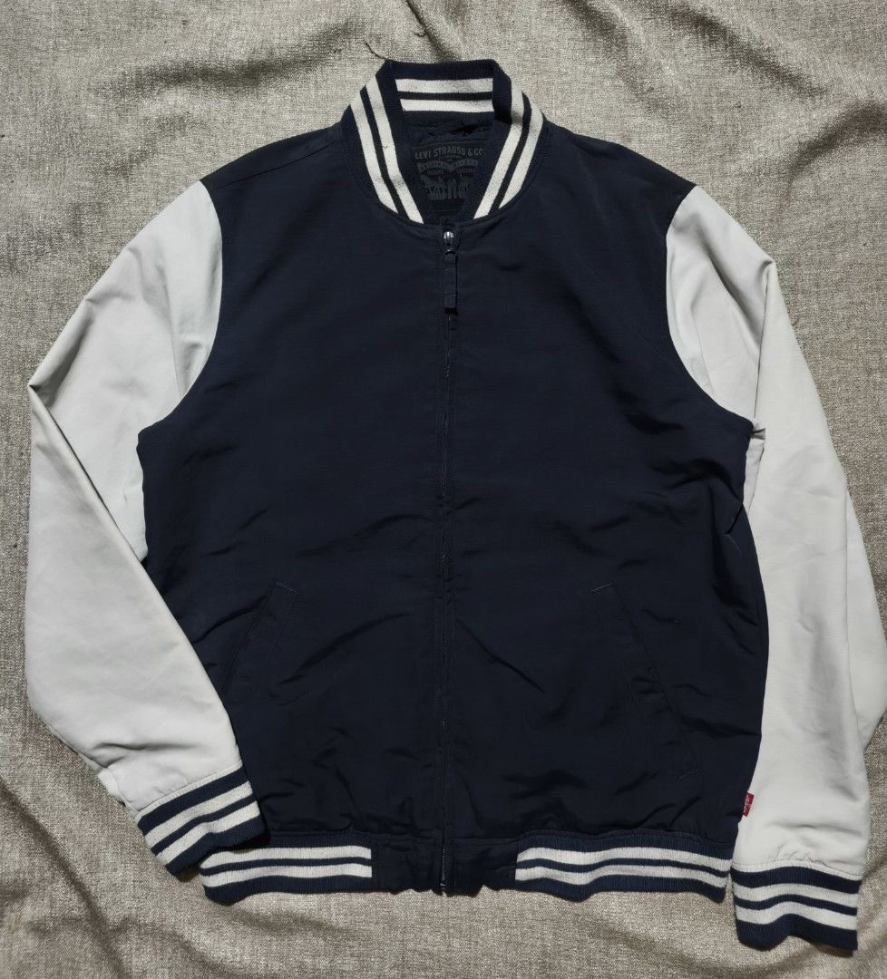 LEVIS VARSITY JACKET (Category: Coats, Jackets and Outerwear) located in General Santos City (Dadiangas). Submitted by prins_thrifts101 (Listing ID 1466311500, Image 1). Description: ‎•Dimes In inches (22x27 ) ‎•Color rate 9.8/10 ‎•Excellent Condition ‎•Issue: ‎ ‎Unli vouch unli vc with item ‎Payment first Jnt or Cod LBC ‎+SF ‎LOCATION: General Santos City, Mindanao, 9500 ‎ ‎📍 DISCLAIMER : I'am not associated or affiliated with any brand mention