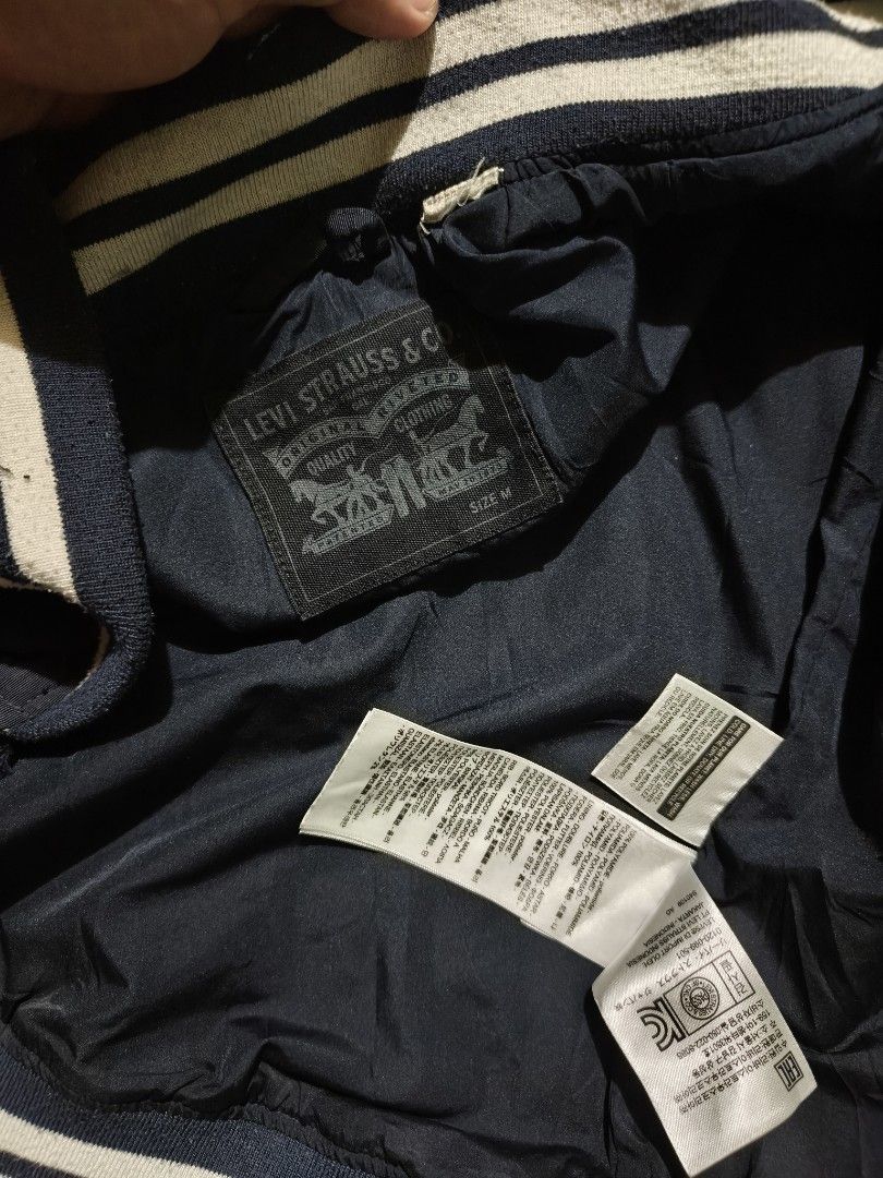 LEVIS VARSITY JACKET (Category: Coats, Jackets and Outerwear) located in General Santos City (Dadiangas). Submitted by prins_thrifts101 (Listing ID 1466311500, Image 2). Description: ‎•Dimes In inches (22x27 ) ‎•Color rate 9.8/10 ‎•Excellent Condition ‎•Issue: ‎ ‎Unli vouch unli vc with item ‎Payment first Jnt or Cod LBC ‎+SF ‎LOCATION: General Santos City, Mindanao, 9500 ‎ ‎📍 DISCLAIMER : I'am not associated or affiliated with any brand mention
