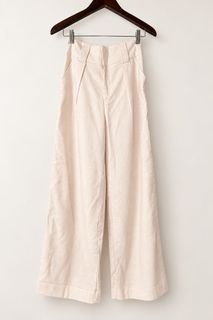 (Category: ) located in . Submitted by thecloset.edit.ph (Listing ID 1466282803, Image 1). Description: .