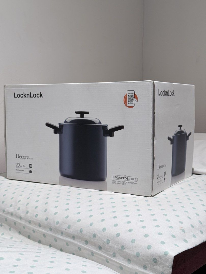 LocknLock Decore Stock Pot 20cm 5.4L (Category: Cookware & Accessories) located in Manila. Submitted by altabl123 (Listing ID 1466296361, Image 3). Description: - Brand: LocknLock Decore Stock Pot - Size & Capacity: 20cm / 5.4 Liters - Coating: Safe ceramic coating (PFOA & PFOS free) - Stovetop Compatibility: Works on induction, gas, and electric - Condition: Brand new, unopened box, and still sealed in original packaging.