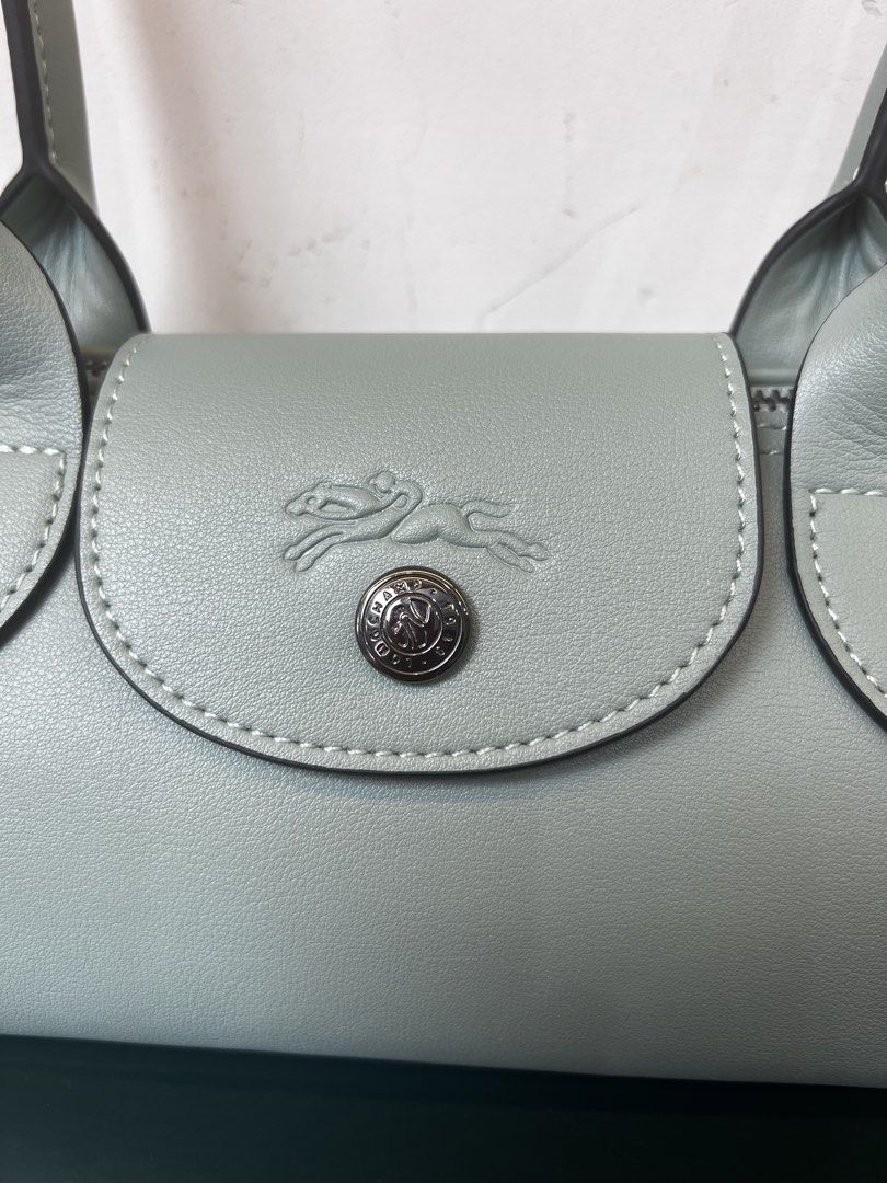 Longchamp Xtra Shoulder Bag (Tundra) (Category: Luxury Bags & Wallets) located in Cavite. Submitted by fashion_fab (Listing ID 1466173132, Image 2). Description: Onhand and ready to ship Authentic Longchamp Xtra Shoulder Bag in Tundra 💯 Authentic. Comes with dustbag, paperbag and care card. Ship thru LBC, Pay thru UNIONBANK/GCASH/BPI.